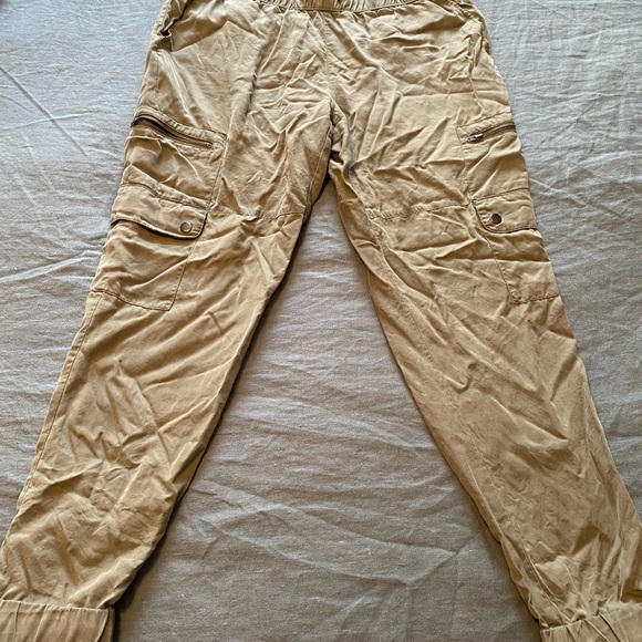 Banana Republic cargo pants (S) - Picture 4 of 5
